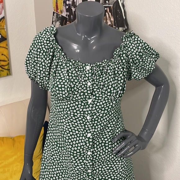 PIERAN Floral Mini Dress | Green | Medium - Picture 9 of 9